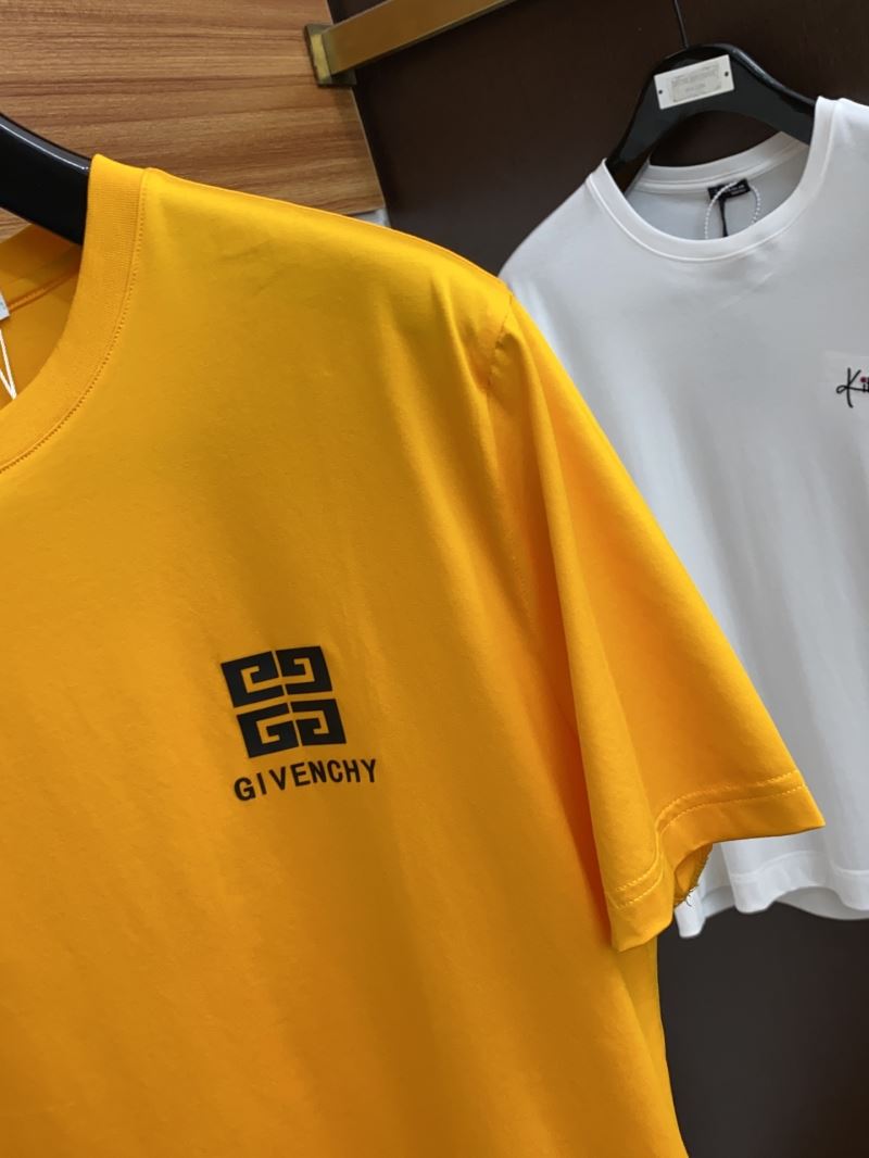 Givenchy T-Shirts